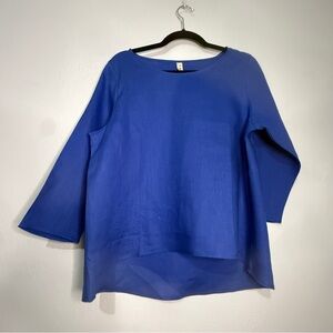 Amazhiyu Women's Blue Top w/three quarter sleeves. 100% linen. Sz M. NWT.